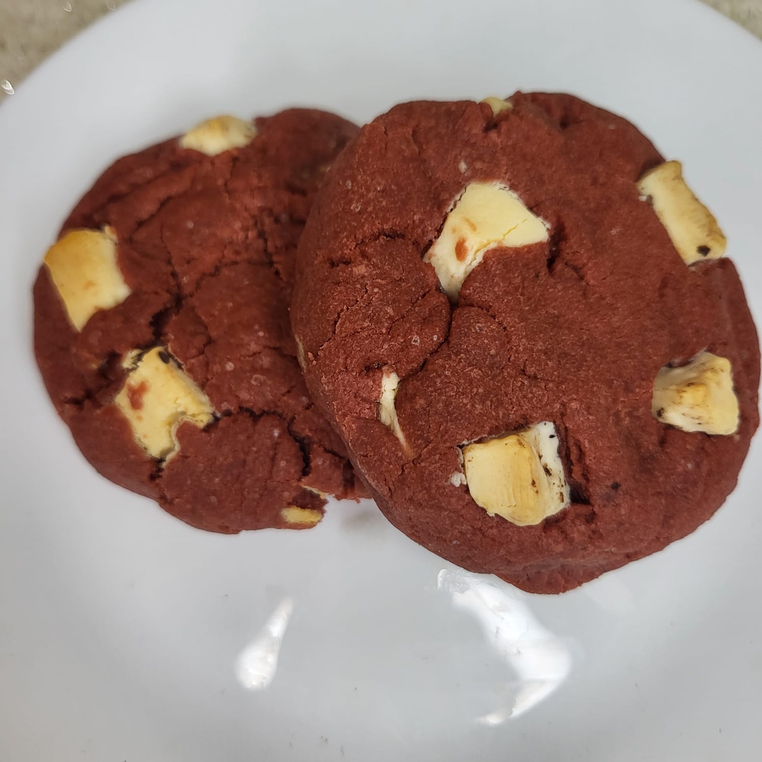 Red Velvet Chunky Cookies